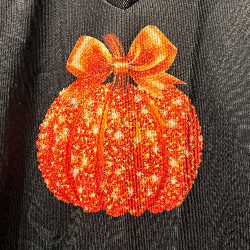 NWOT! Women's V-Neck Halloween Sweatshirt - Picture 3 of 4